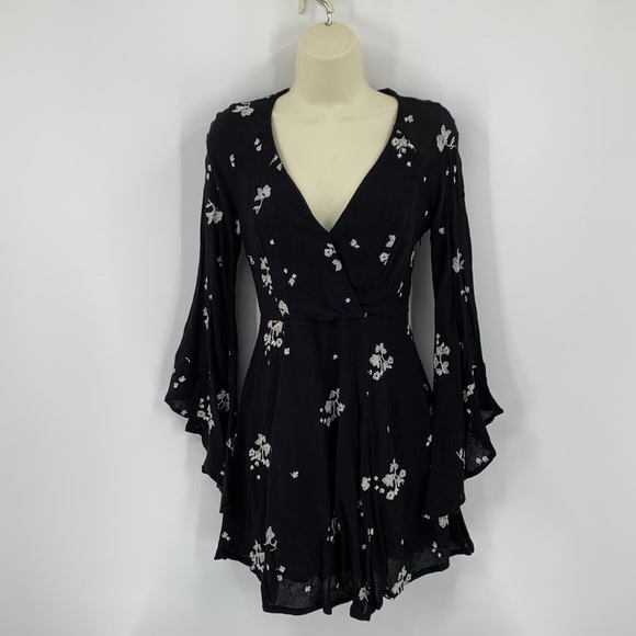 Free People Dresses & Skirts - Free People Jasmine boho black dress embroidery mini floral fit flare crinkle 2